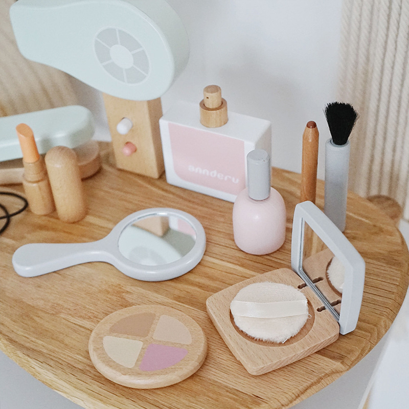 New Children Wooden Simulation - огляд і ціна Beauty Makeup Gift Sets